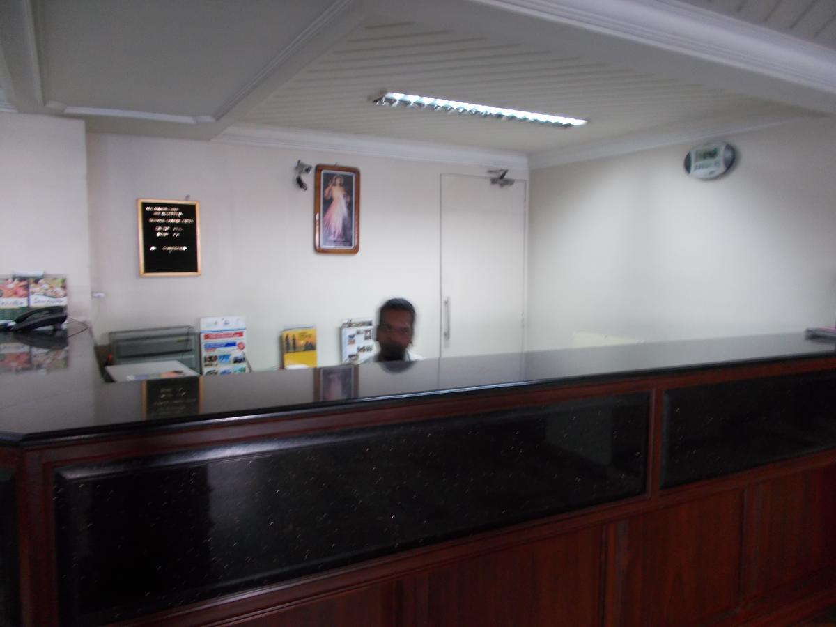 Biju'S Tourist Home Kochi Екстер'єр фото