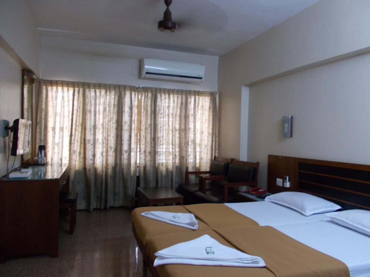 Biju'S Tourist Home Kochi Екстер'єр фото