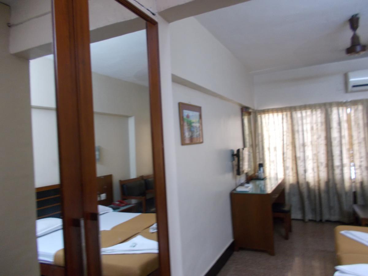 Biju'S Tourist Home Kochi Екстер'єр фото