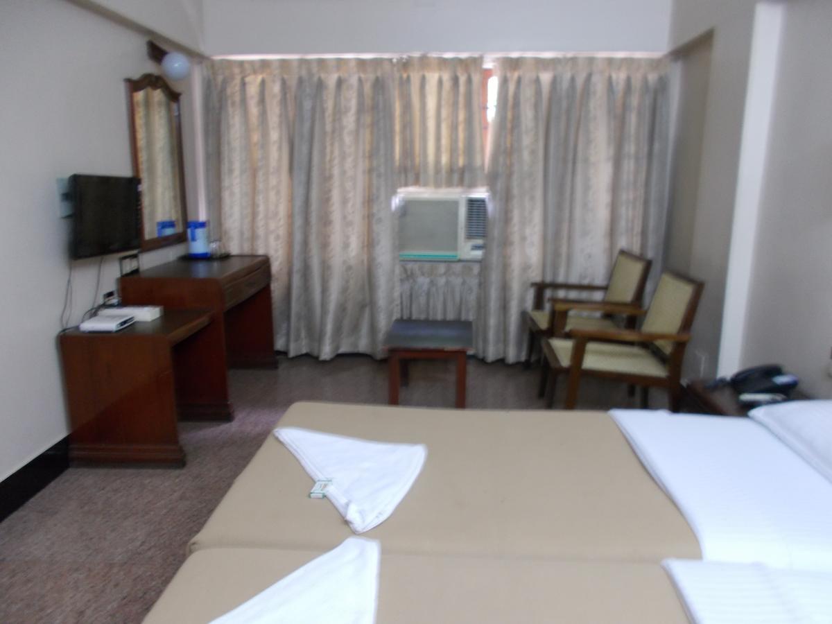 Biju'S Tourist Home Kochi Екстер'єр фото