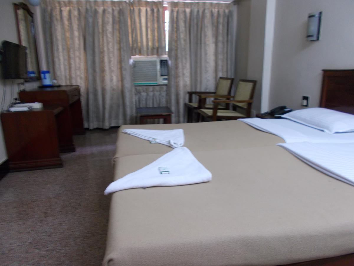 Biju'S Tourist Home Kochi Екстер'єр фото